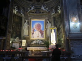San Giovanni Paolo II ha rischiato di essere abortito