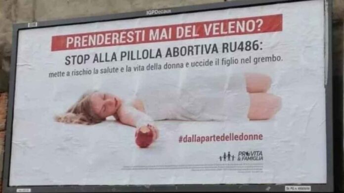 Manifesti choc aborto, Pro Vita & Famiglia: “Lucarelli, Parenzo, Saviano incalzano, i teppisti strappano”