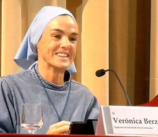 Madre Veronica ci raccomanda di fare l’Adorazione per evitare che molte anime sprofondano nelle tenebre